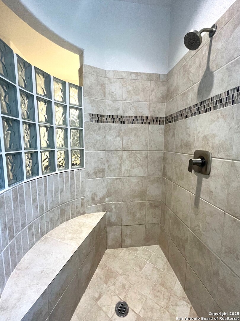 Converse, Texas 78109, United States, 3 Bedrooms Bedrooms, ,2 BathroomsBathrooms,Residential,Active,215381