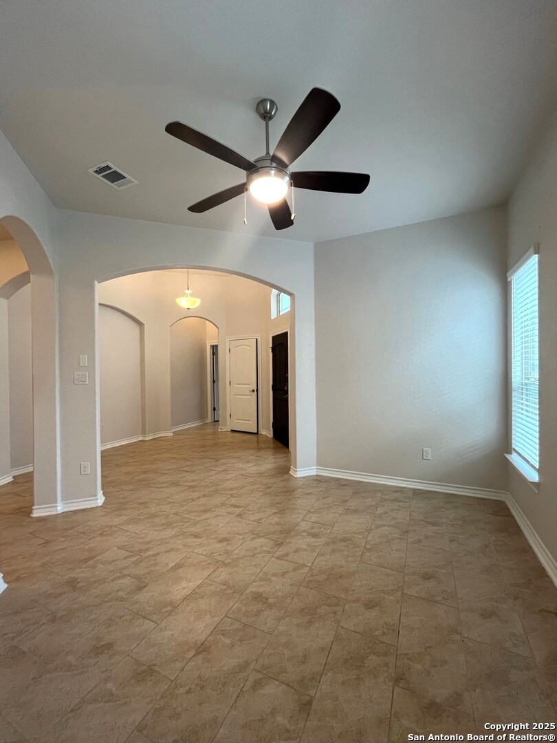 Converse, Texas 78109, United States, 3 Bedrooms Bedrooms, ,2 BathroomsBathrooms,Residential,Active,215381