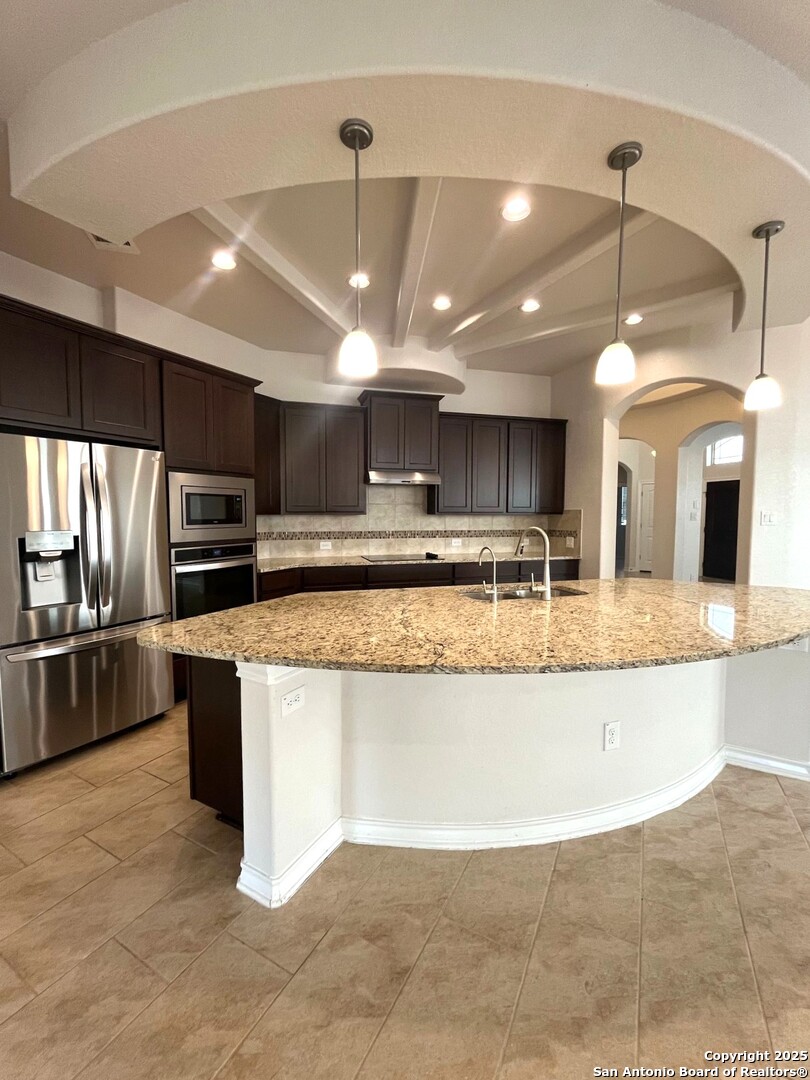 Converse, Texas 78109, United States, 3 Bedrooms Bedrooms, ,2 BathroomsBathrooms,Residential,Active,215381