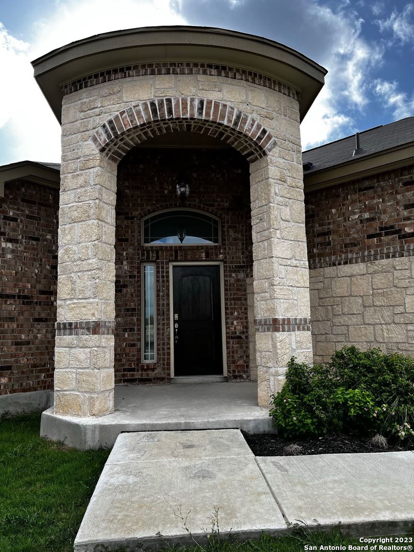 Converse, Texas 78109, United States, 3 Bedrooms Bedrooms, ,2 BathroomsBathrooms,Residential,Active,215381