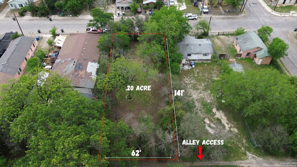 Photo of 833 Gladstone, San Antonio, TX 78225 (MLS # 1858695)