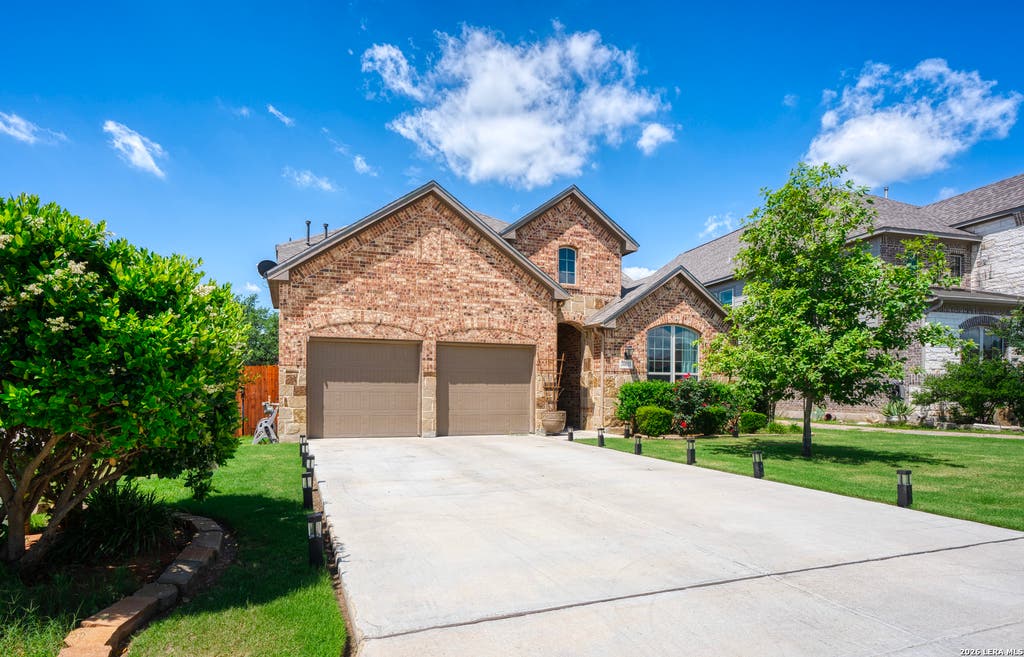 Photo of 30813 SILVERADO SPUR, Bulverde, TX 78163 (MLS # 1967039)