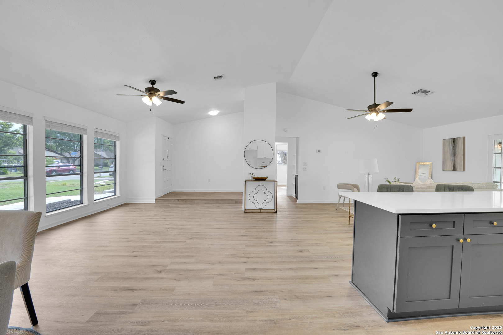 5206 Las Campanas