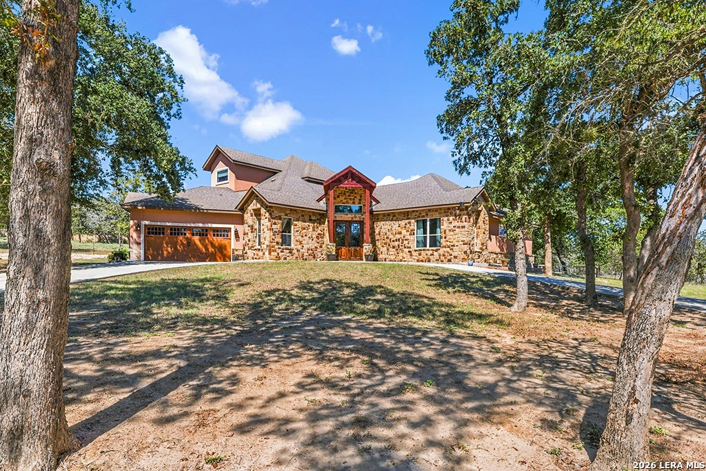 507 ENCHANTED OAK DR