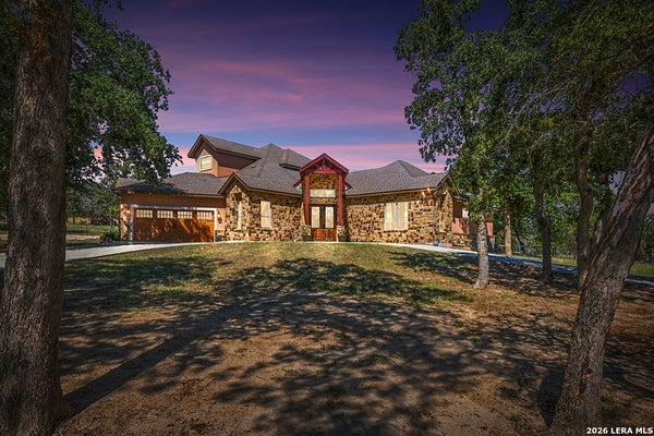 507 ENCHANTED OAK DR, LA VERNIA, TX 78121 - Image 16cf178165fda88da24836d3cd1da7b3/2744193556