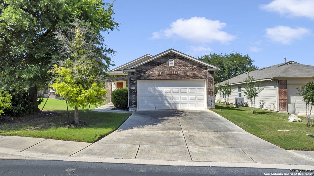 Photo of 12723 Cedar Fly, San Antonio, TX 78253 (MLS # 1865347)
