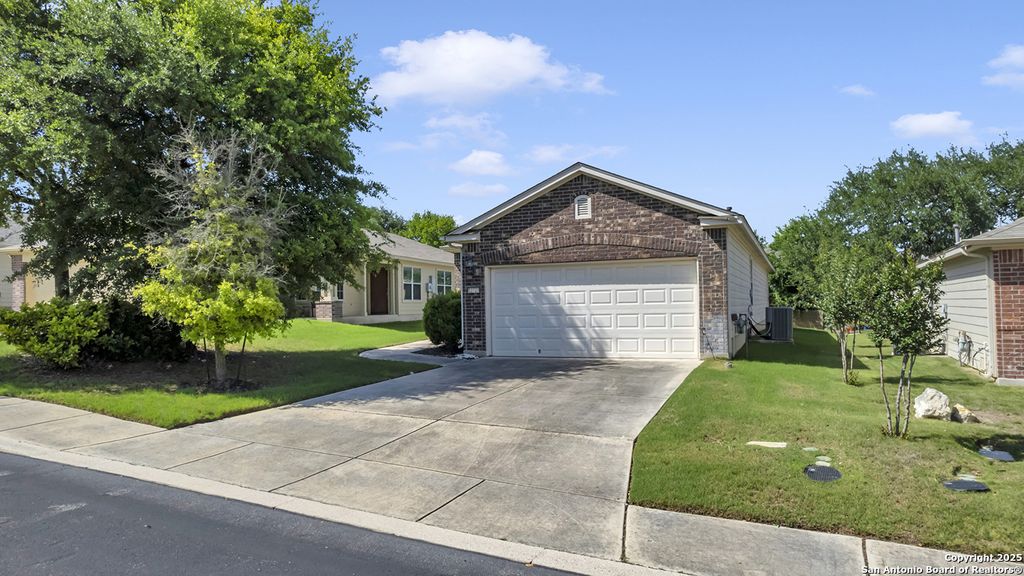 Photo of 12723 Cedar Fly, San Antonio, TX 78253 (MLS # 1865347)