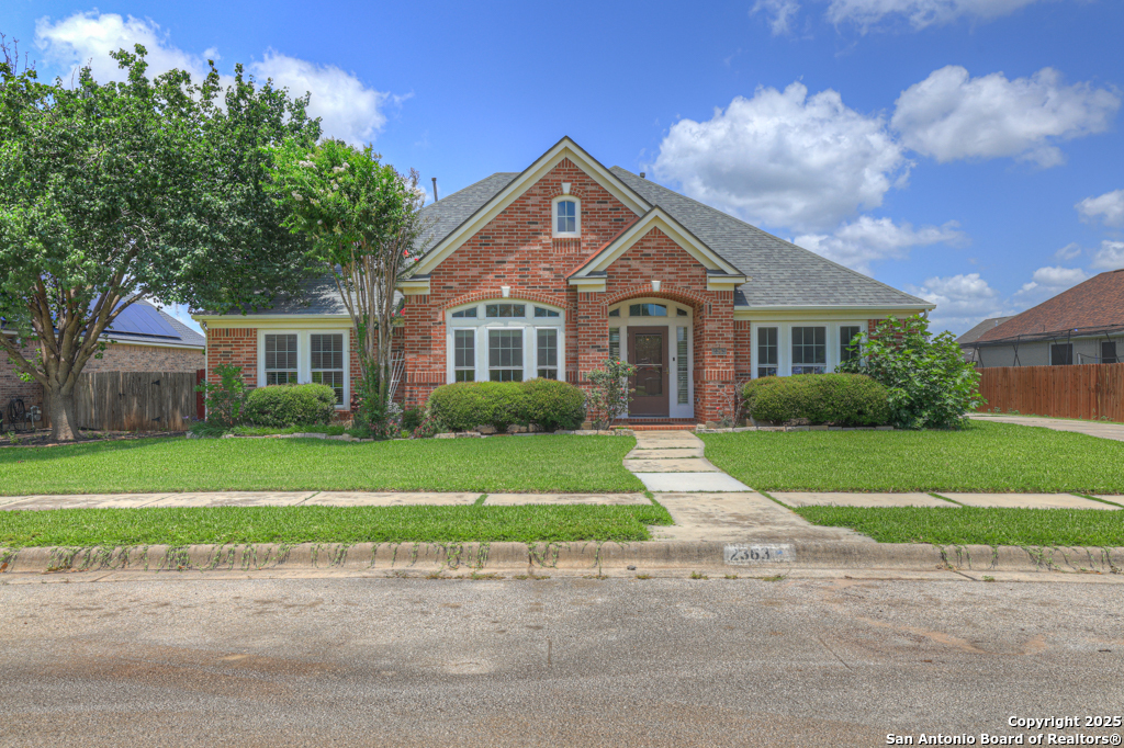 2363 Oak Pebble