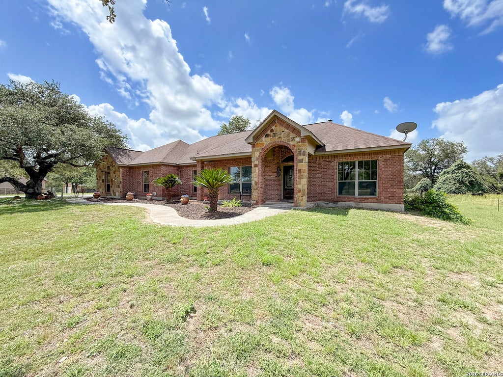Photo of 124 County Road 6879, Natalia, TX 78059 (MLS # 1993927)
