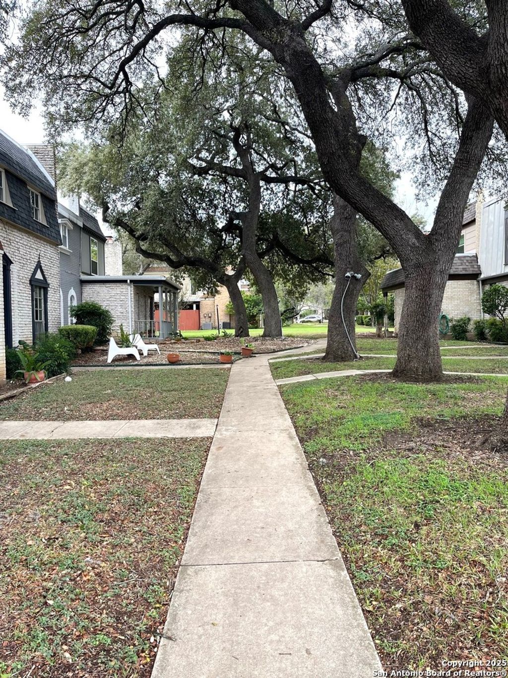 Photo of 636 Strings Dr, San Antonio, TX 78216 (MLS # 1926503)