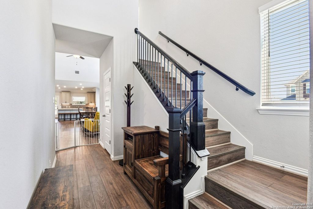 Photo of 2034 Egret, New Braunfels, TX 78132 (MLS # 1921129)