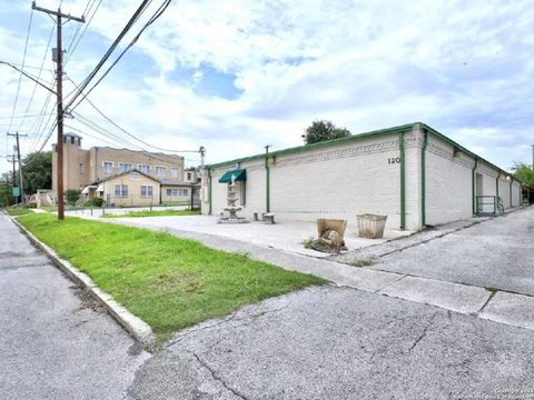 120 N MESQUITE ST San Antonio TX 78202