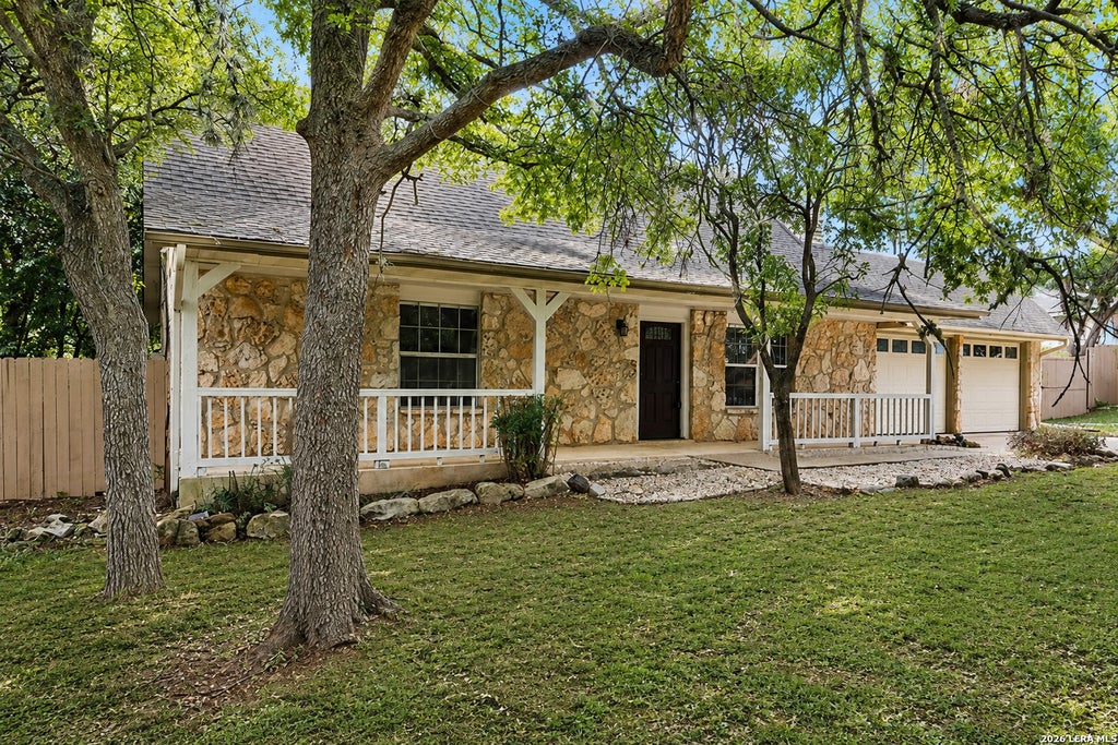 Photo of 28028 BONN MOUNTAIN ST, San Antonio, TX 78260 (MLS # 2003525)