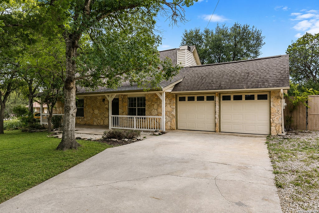Photo of 28028 BONN MOUNTAIN ST, San Antonio, TX 78260 (MLS # 2003525)