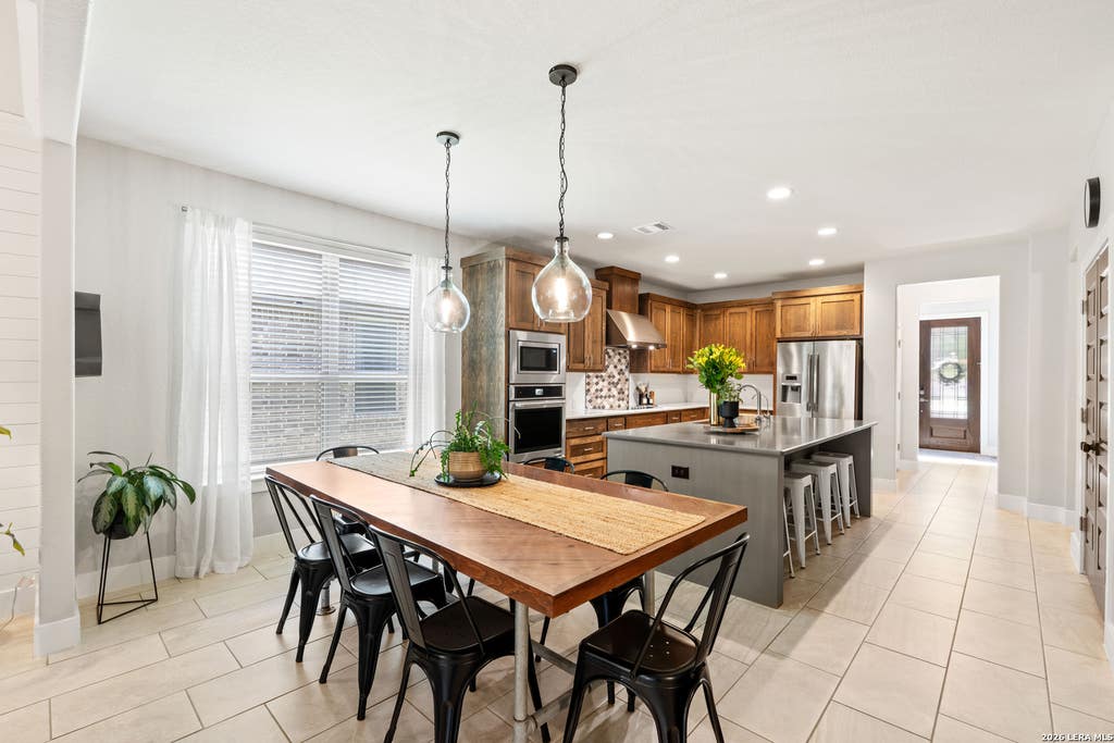 Photo of 204 Maxwell, Boerne, TX 78006 (MLS # 1993465)