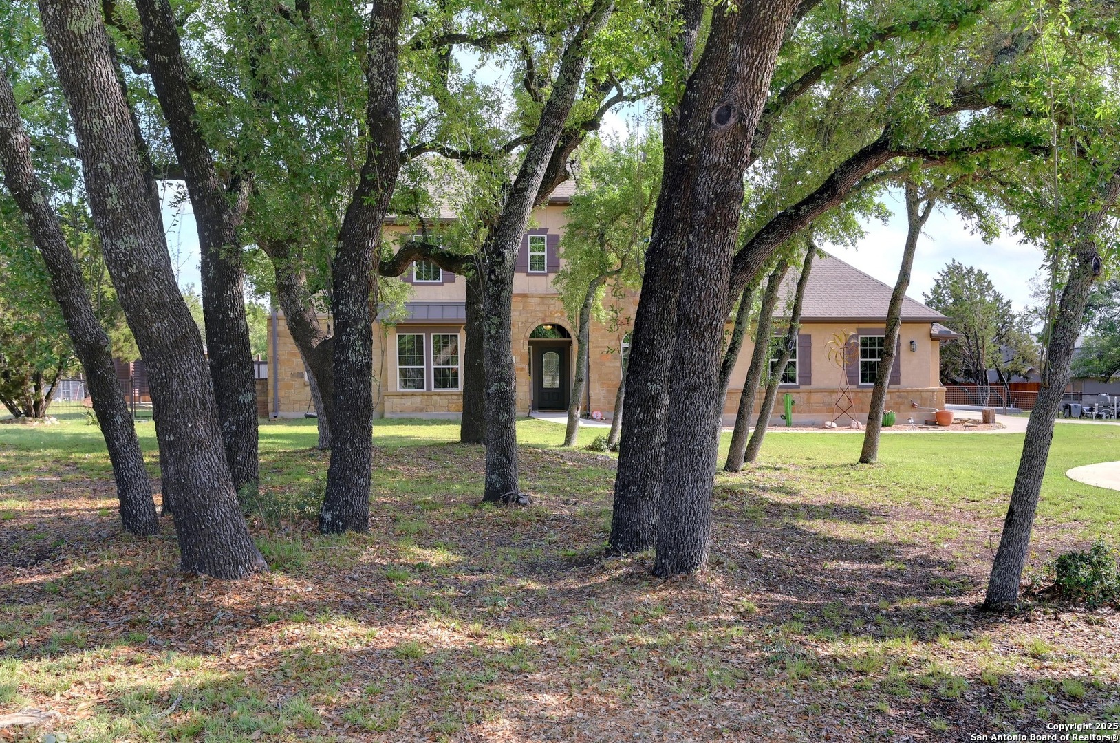 101 La Rosa Drive