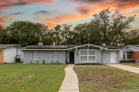 A home in Universal City