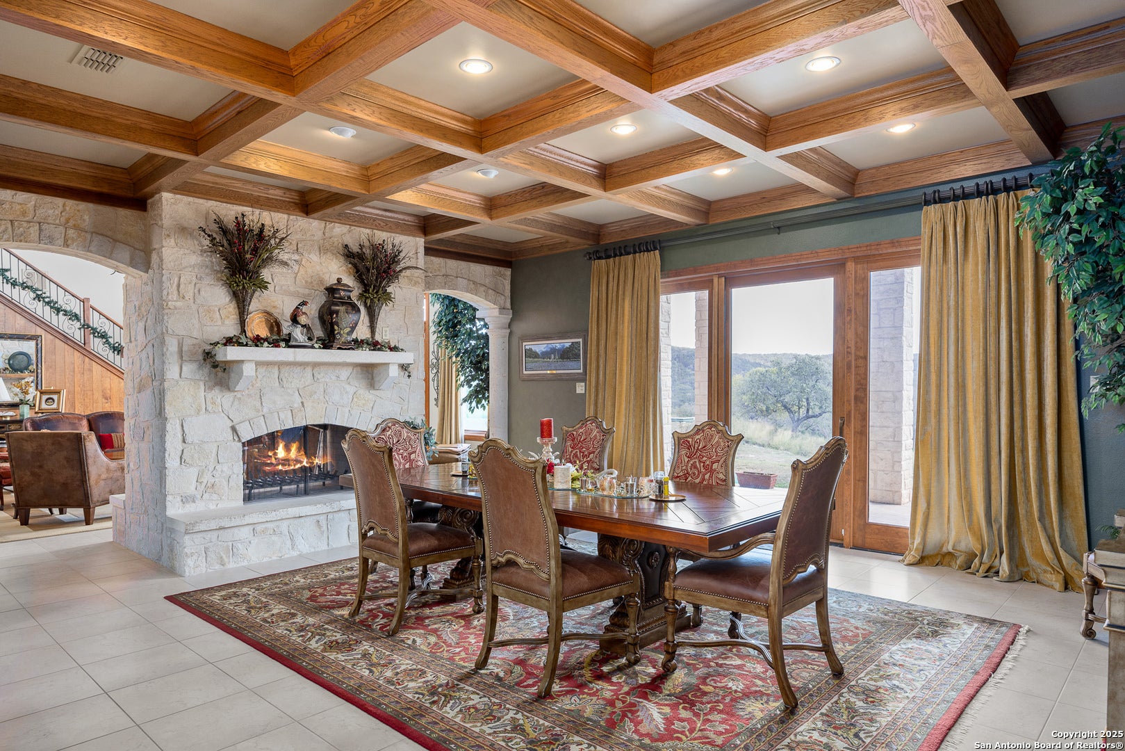 945 Elm Pass