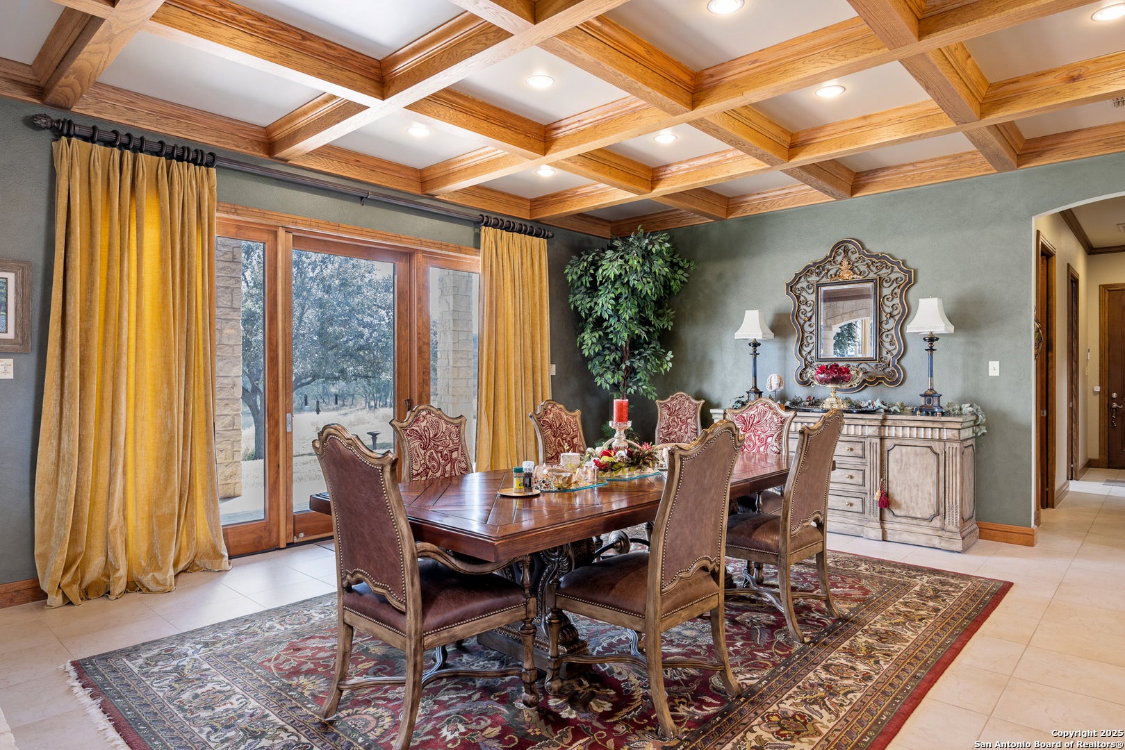 945 Elm Pass