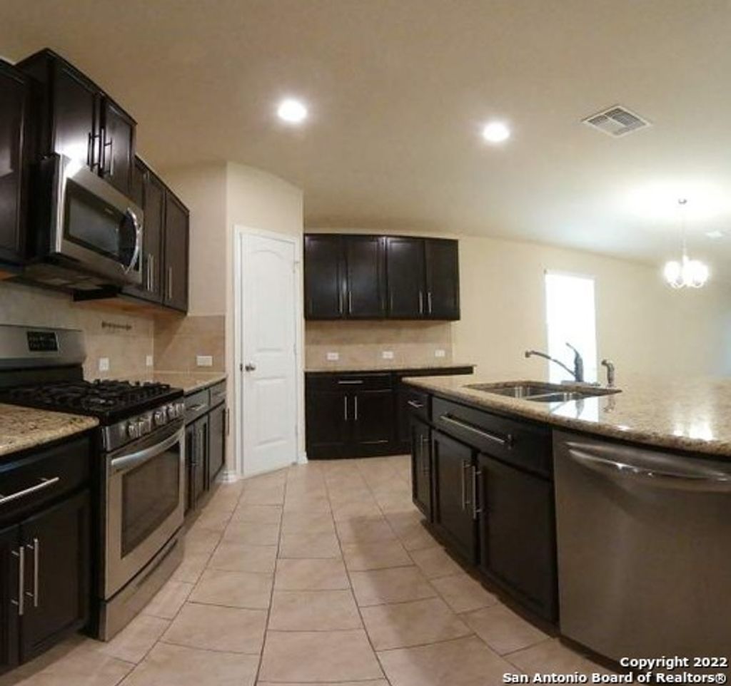 Photo of 15525 GRAY CATBIRD, San Antonio, TX 78253 (MLS # 1898060)