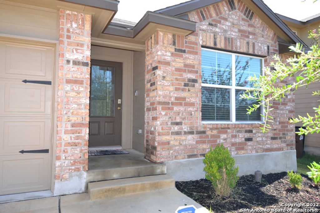 Photo of 15525 GRAY CATBIRD, San Antonio, TX 78253 (MLS # 1898060)