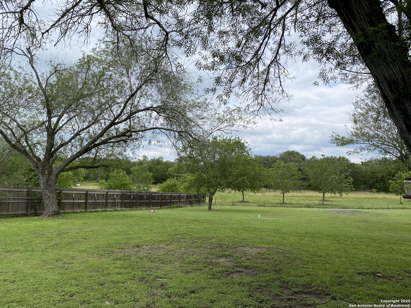 133 Country Acres