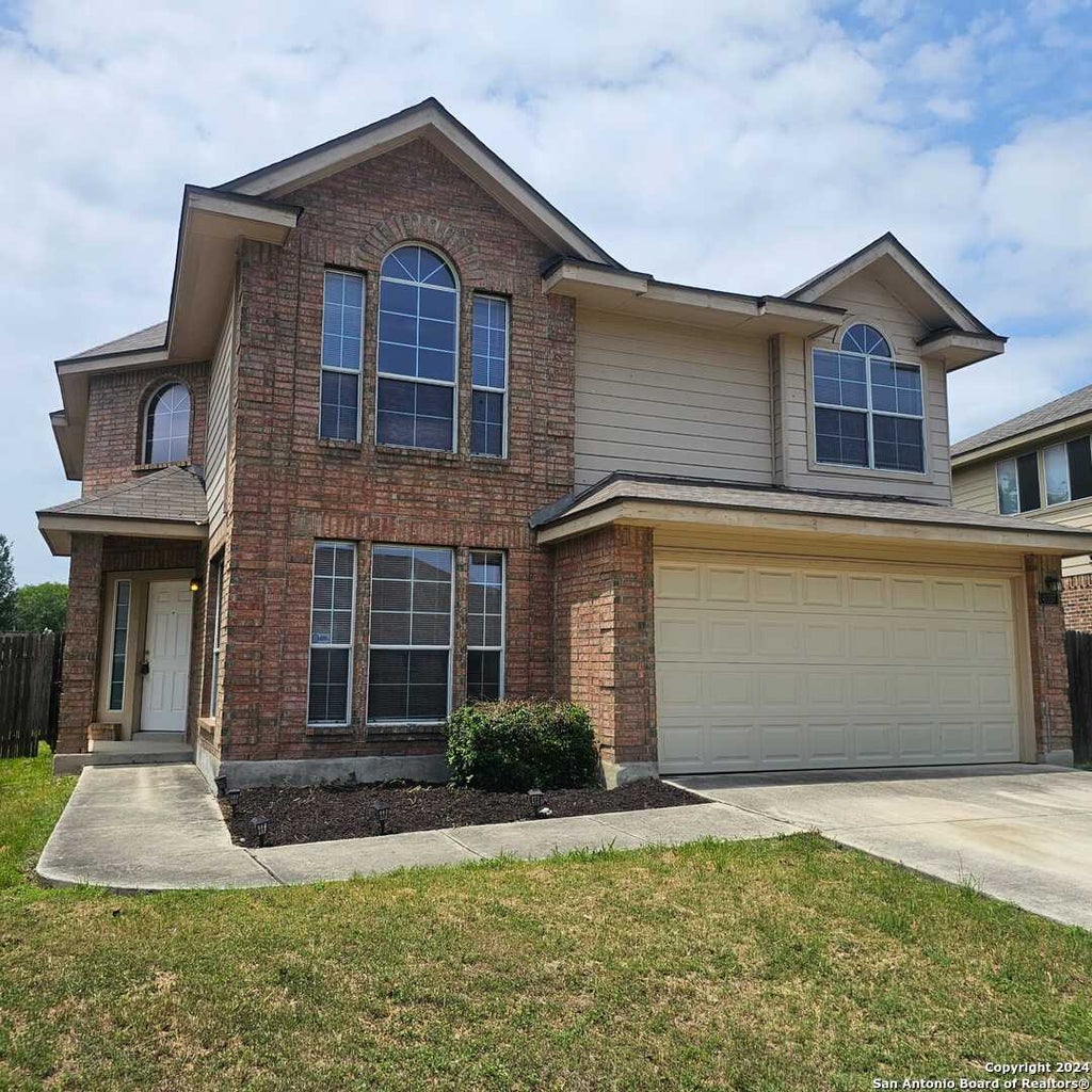 Photo of 4007 Dunn Oak Dr, San Antonio, TX 78223 (MLS # 1973714)