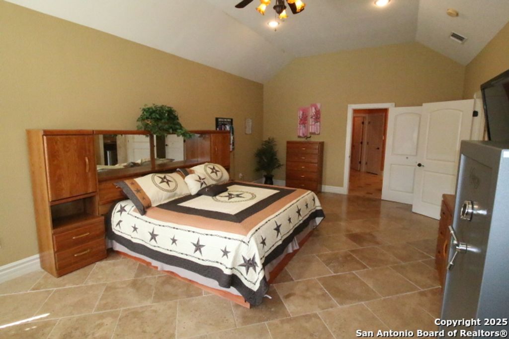 listing image 145