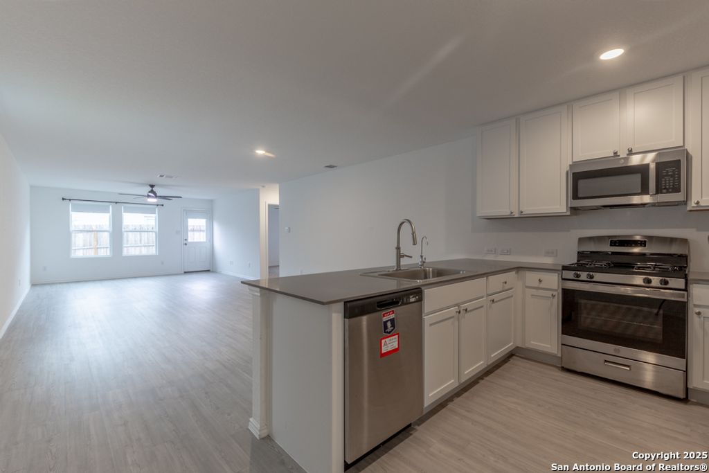 Photo of 9847 Sanborn Grist, San Antonio, TX 78254 (MLS # 1929898)