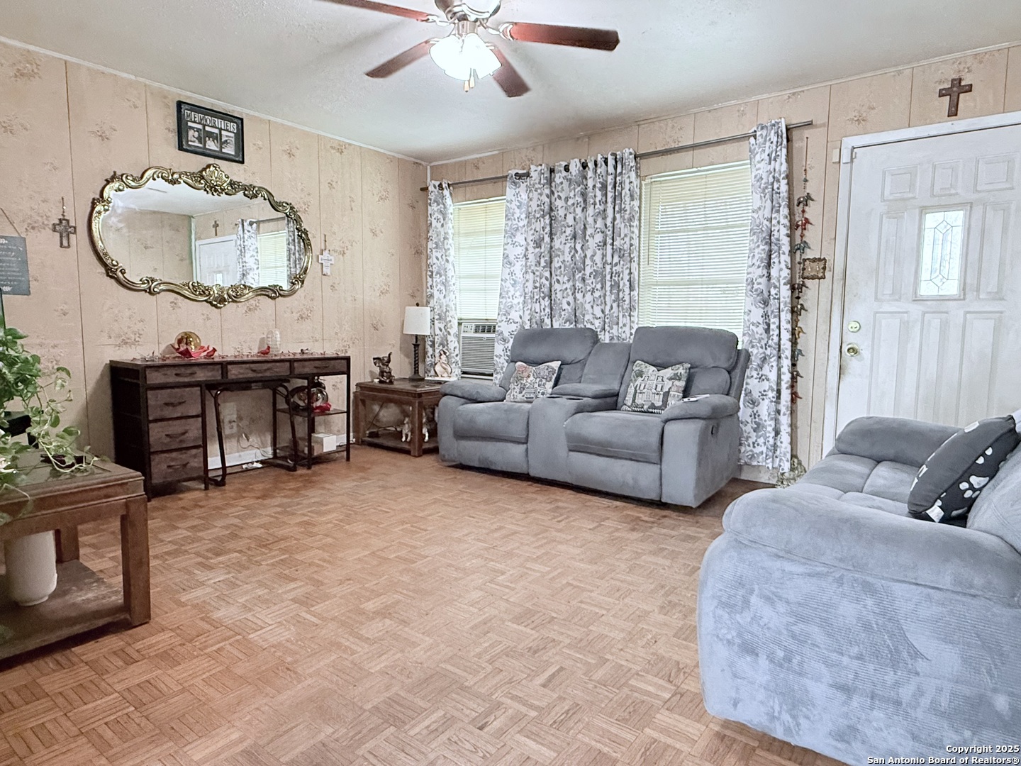 2407 Aiken