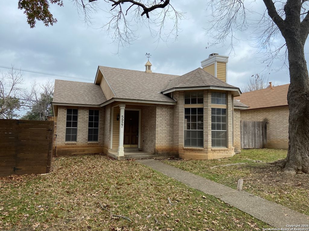 Photo of 5927 Heather View, San Antonio, TX 78249 (MLS # 1927951)