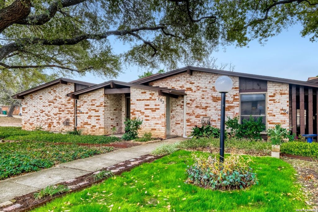 Photo of 102 Sunnyland Dr, San Antonio, TX 78228 (MLS # 1936929)
