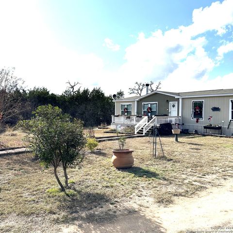 A home in Bandera