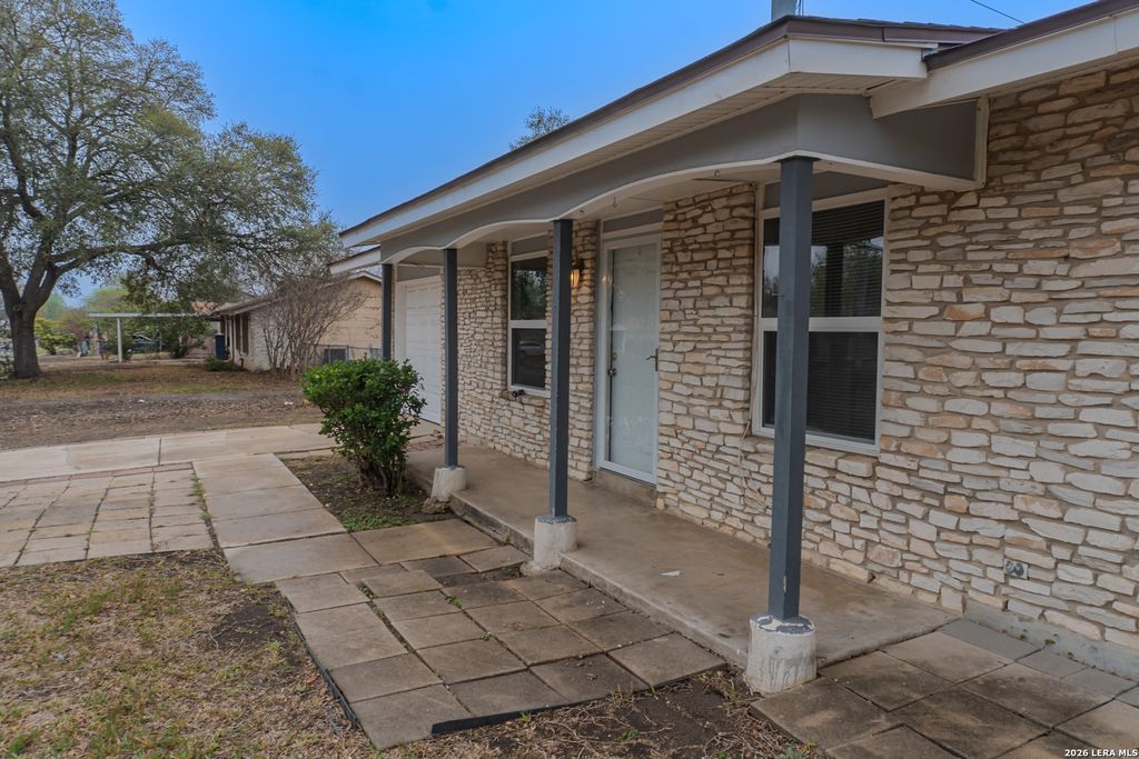 Photo of 5103 Guinevere, San Antonio, TX 78218 (MLS # 1951492)