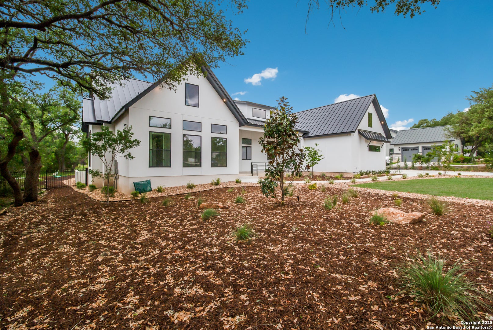 430 ARTHUR CT