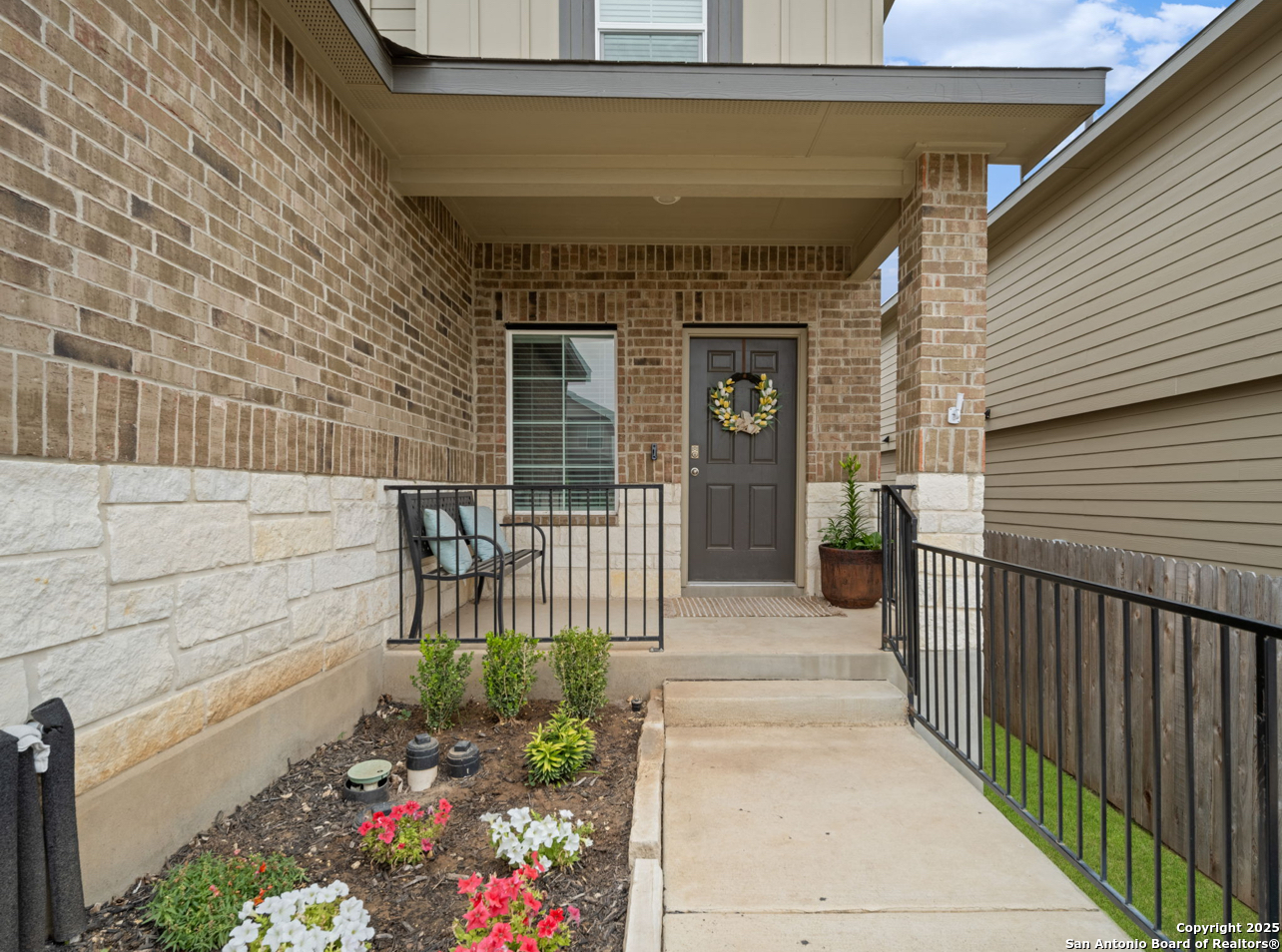 6416 Embankment