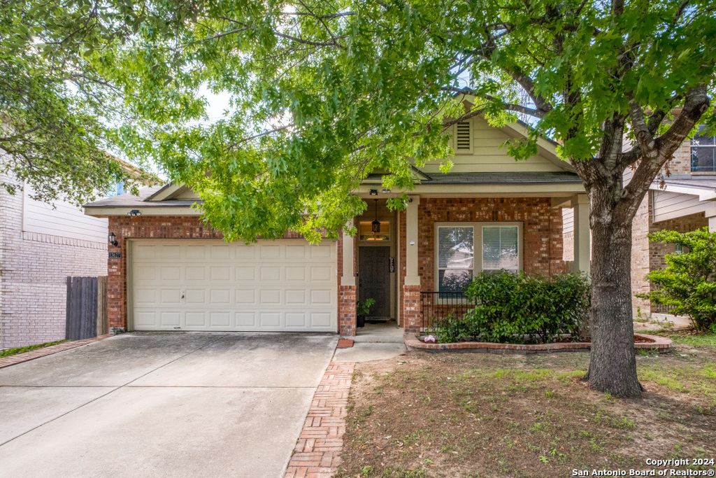 Photo of 13627 Topaz, Helotes, TX 78023 (MLS # 1938165)