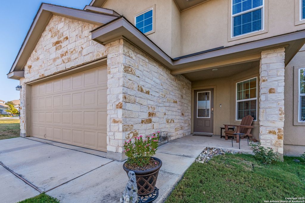 Photo of 176 Harley Hay, Cibolo, TX 78108 (MLS # 1914726)