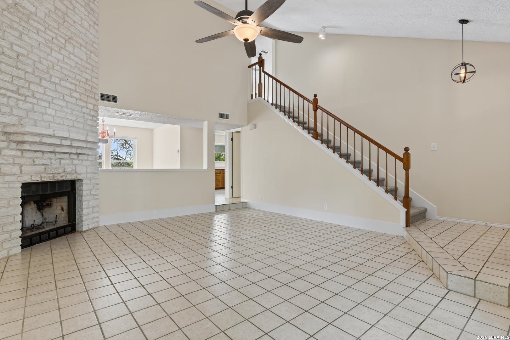 19410 ENCINO SMT