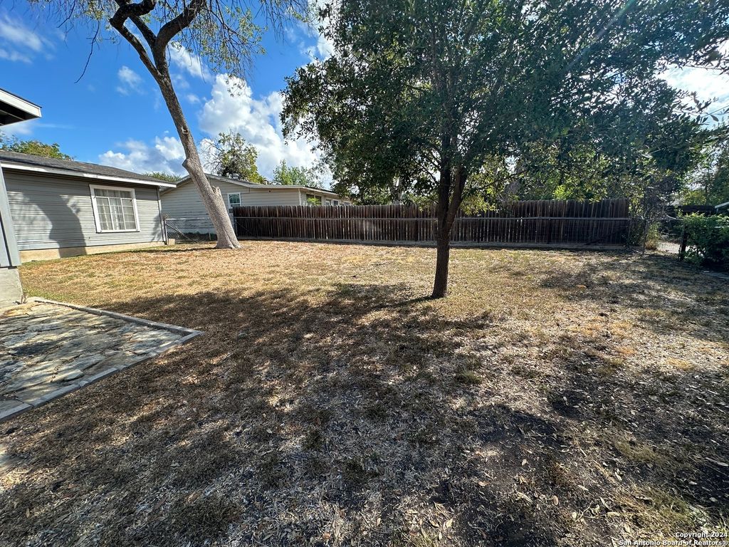 listing image 42