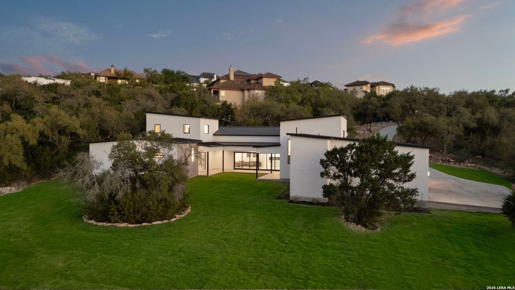 Photo of 25424 Fairway Vw, San Antonio, TX 78260 (MLS # 1959745)