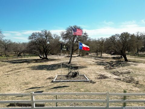 A home in Floresville