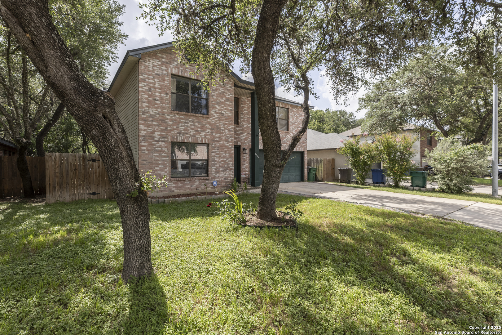 8922 Rue De Lis