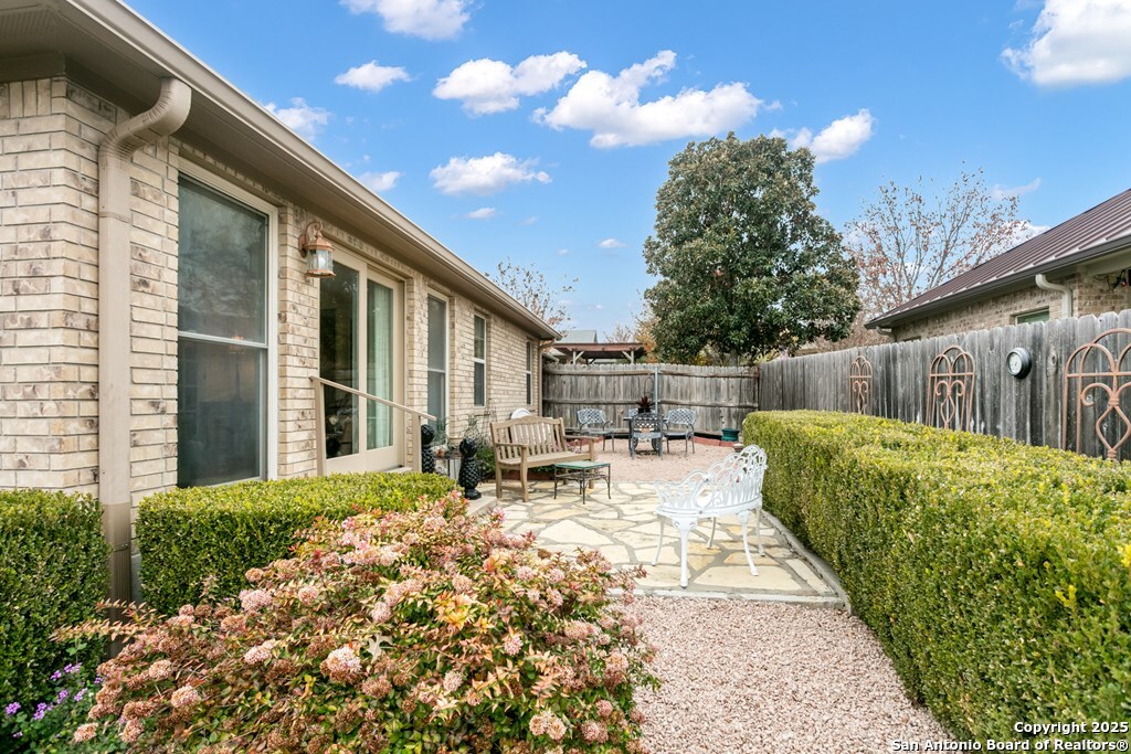 Search 1702 Cherrywood Dr