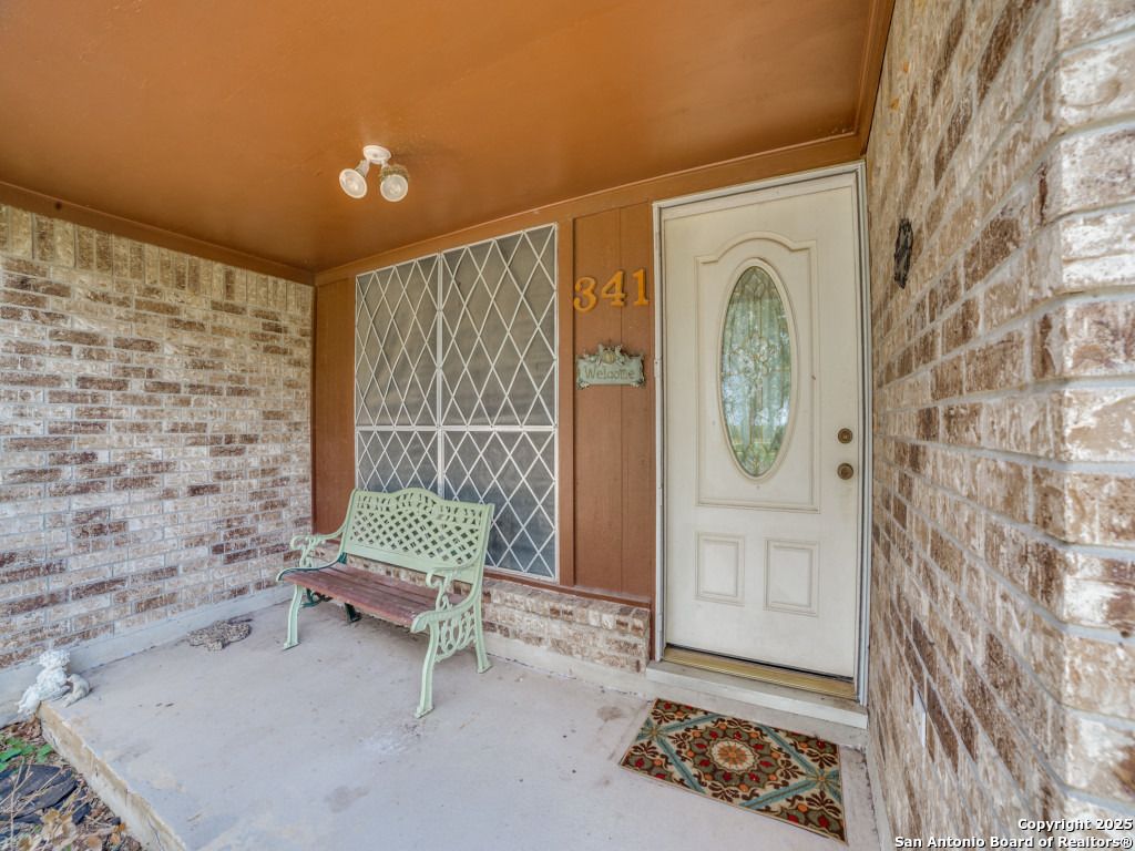 Photo of 341 Oriente, Pleasanton, TX 78064 (MLS # 1883619)