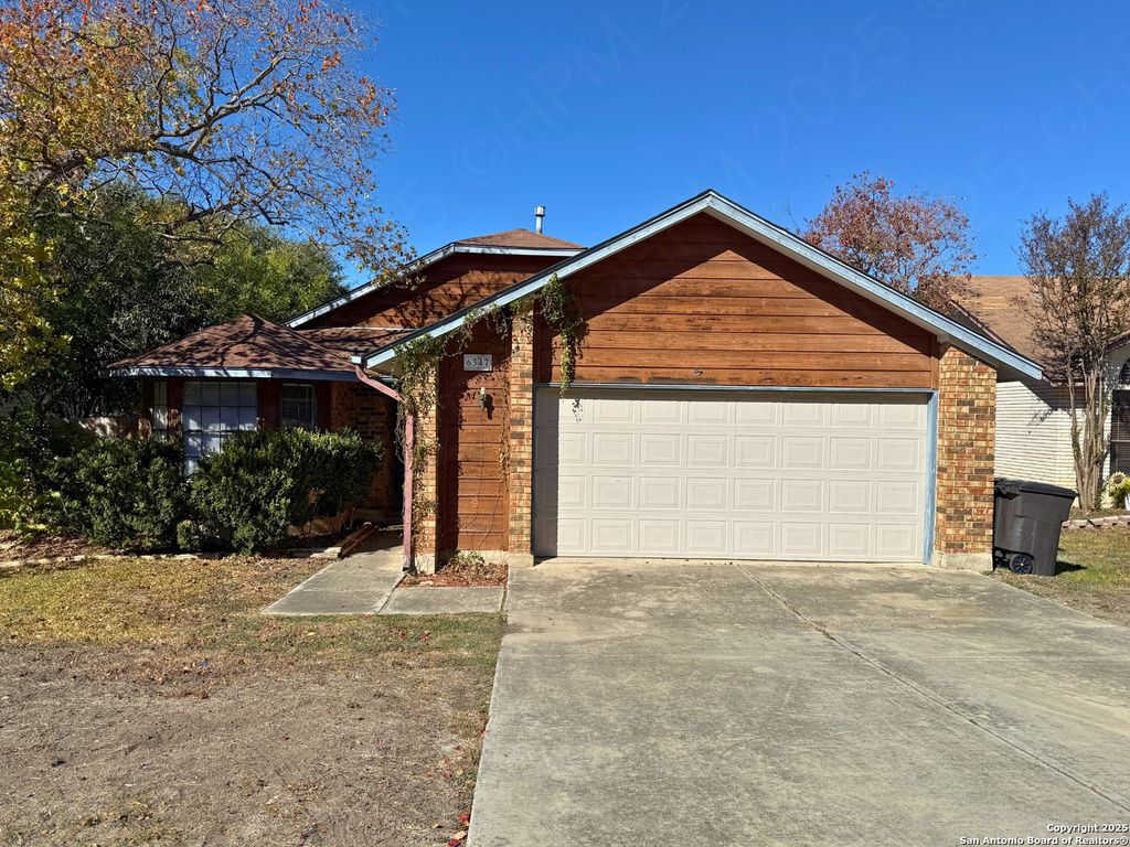 Photo of 6347 SCRUB JAY, San Antonio, TX 78240 (MLS # 1927720)