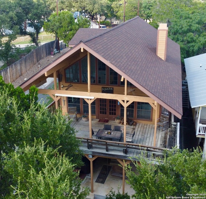 Photo 1 of 46 — 1551 Pebble Beach, Lakehills, TX 78063