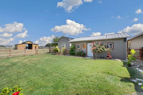 A home in Floresville