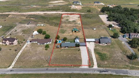 A home in Floresville