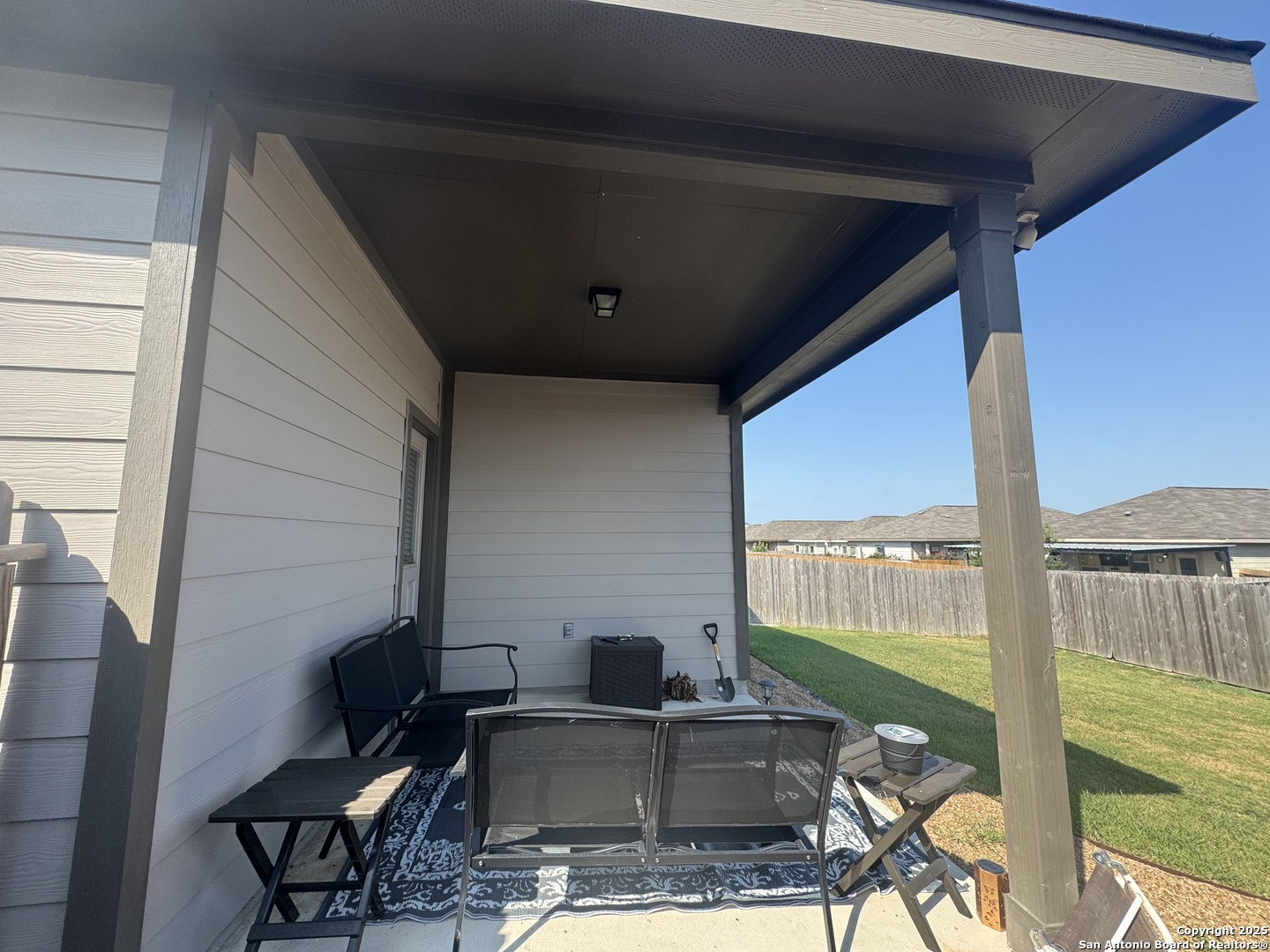 148 Laurel Grace